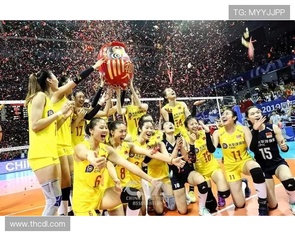 中国女排奋力拼搏迎战世界强队 备战奥运赛场展现冠军风采 中国女排奋力拼搏迎战世界强队 备战奥运赛场展现冠军风采