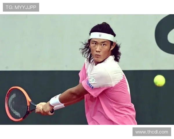 张之臻鏖战五盘逆转晋级展现中国网球男子单打新力量 张之臻鏖战五盘逆转晋级展现中国网球男子单打新力量