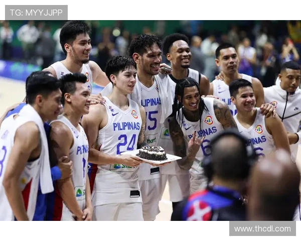 中国男篮大胜菲律宾晋级世界杯八强 八一队展现强大实力 决赛再迎挑战