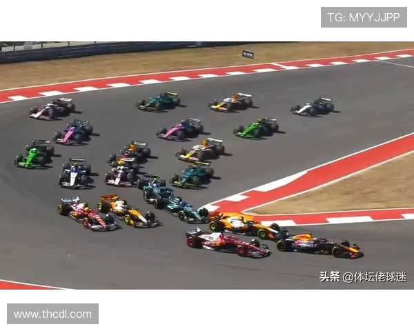 F1车手大战:维斯塔潘再度夺冠 赛季末争夺战悬念迭起 F1车手大战:维斯塔潘再度夺冠 赛季末争夺战悬念迭起